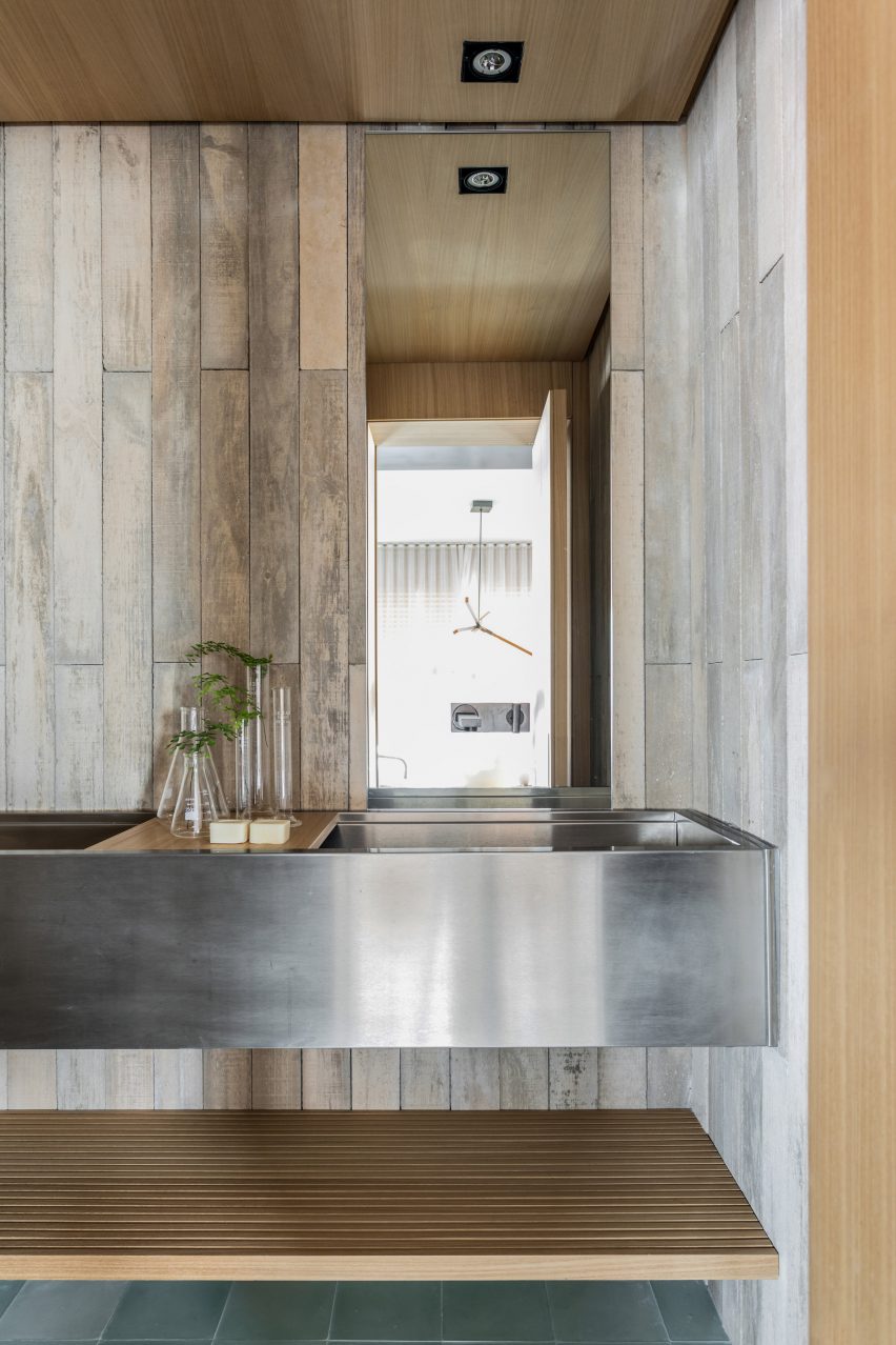 GM Apartment by NJ+