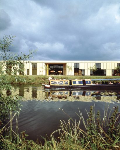 Herman Miller Factory in Bath by Grimshaw Farrell Partnership