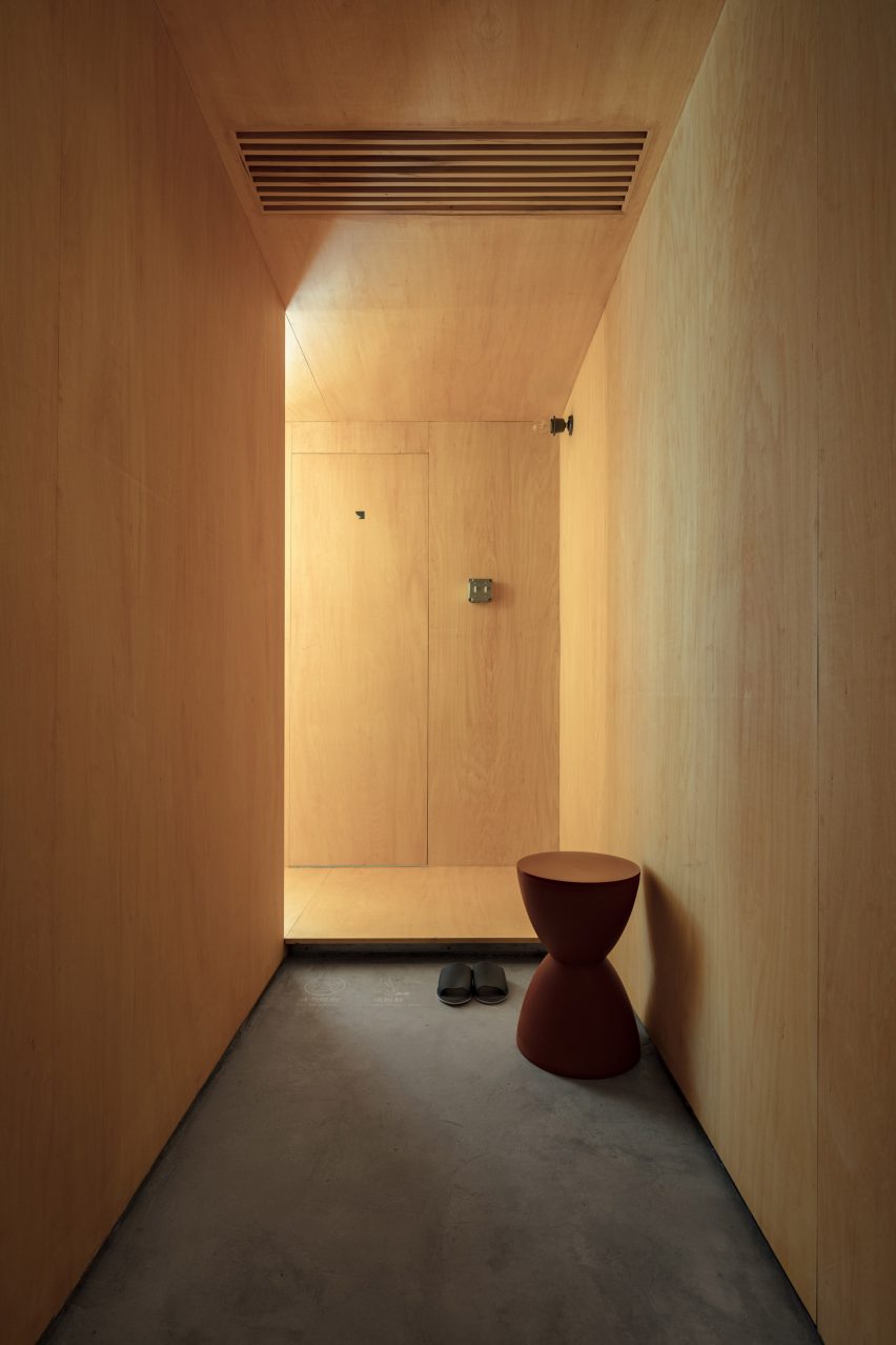 Hotel Far&Near XinYuqingli St by Kooo Architects in China