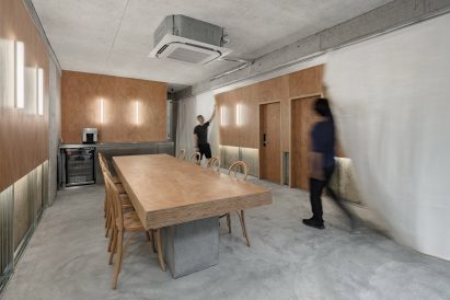 Hotel Far&Near XinYuqingli St by Kooo Architects in China