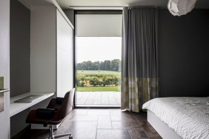 House H by Chris Collaris
