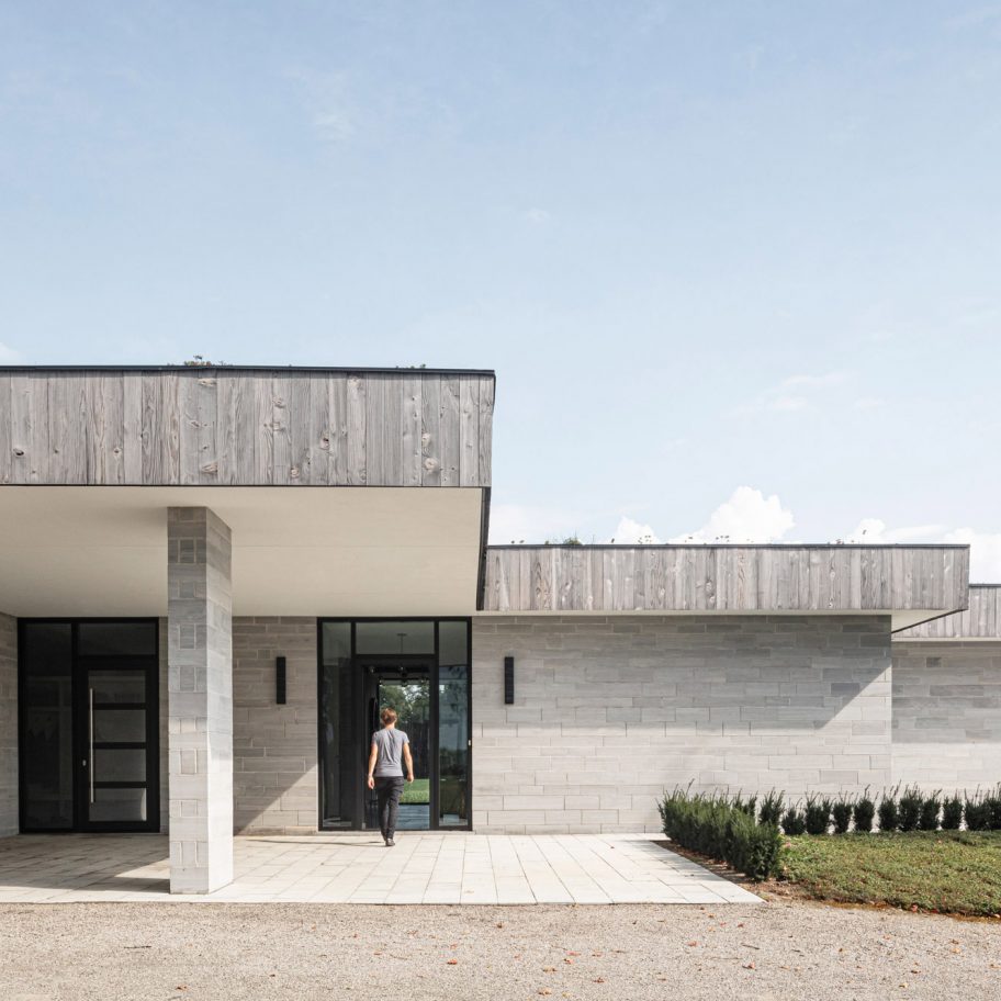 House H by Chris Collaris