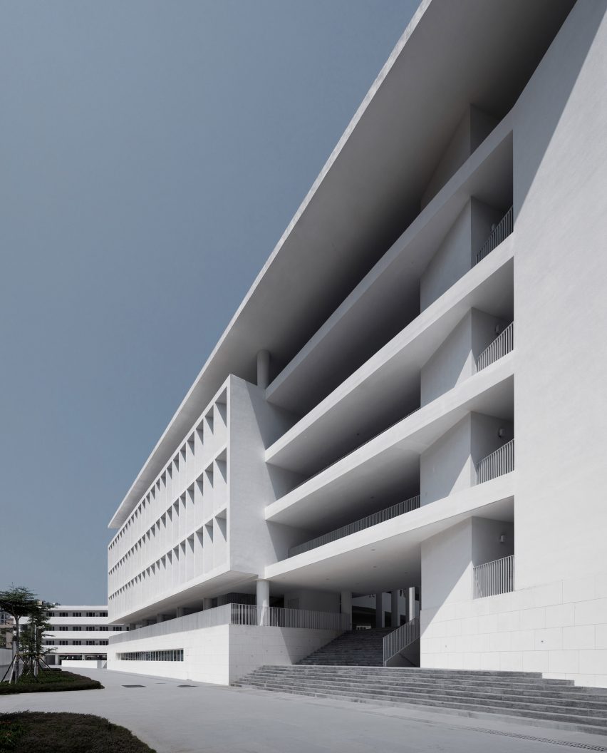 Huandou School by Trace Architecture Office TAO