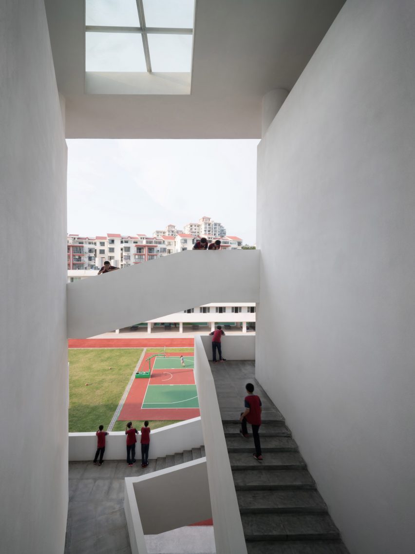 Huandou School by Trace Architecture Office TAO