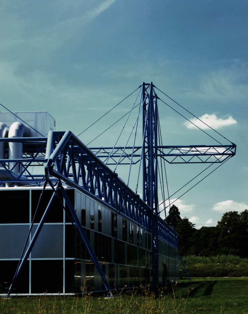 High-tech architecture: Inmos Microprocessor Factory in Wales by Richard Rogers