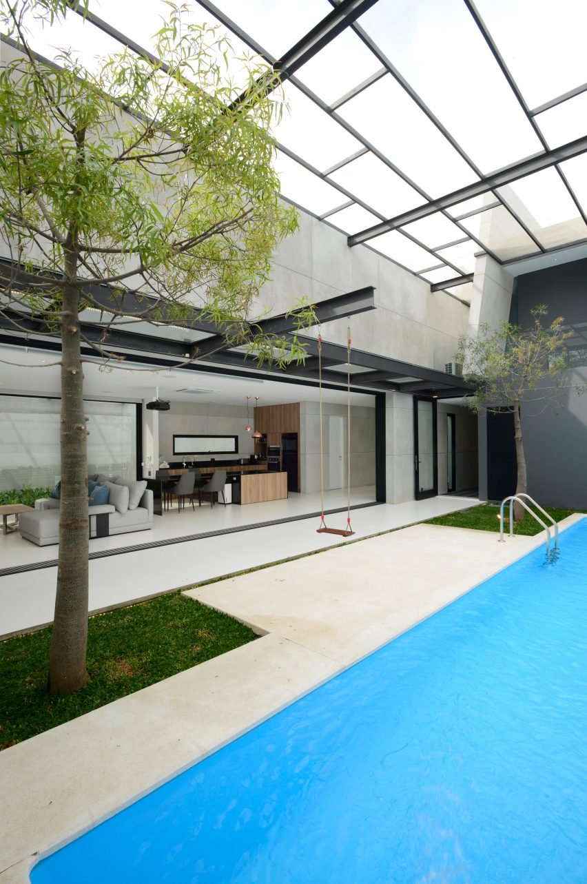 JJ House by Ivan Priatman in Surabaya, Indonesia