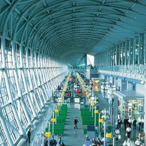 High-tech architecture: Kansai International Airport by Renzo Piano