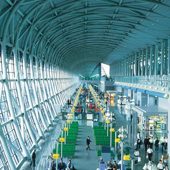 High-tech architecture: Kansai International Airport by Renzo Piano