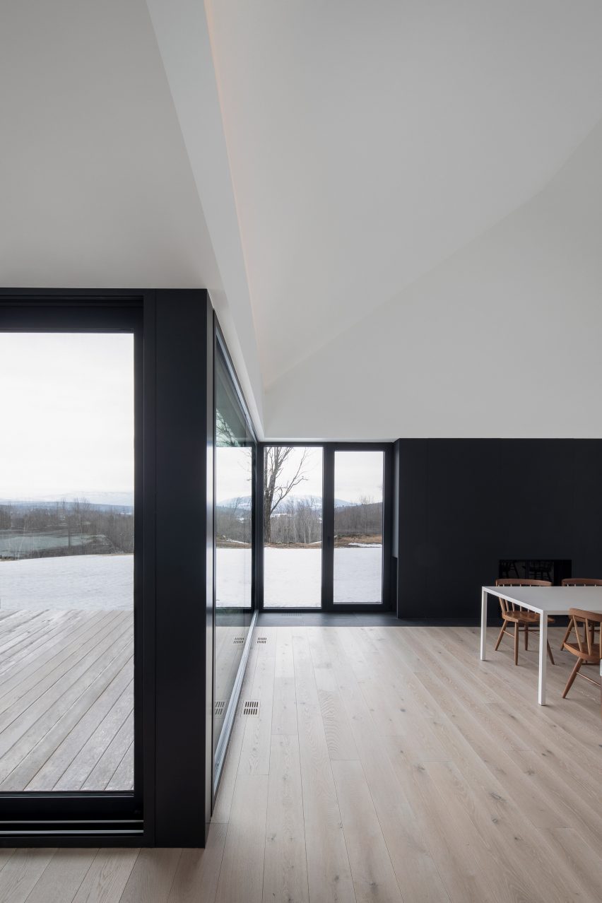 Knowlton Residence by Thomas Balaban Architect