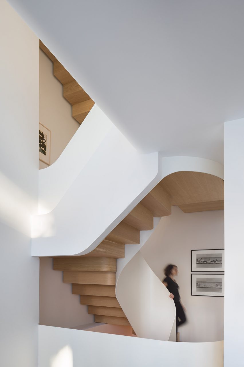 Light Falls by Flow Architecture and Maria Grazia Savito Architects