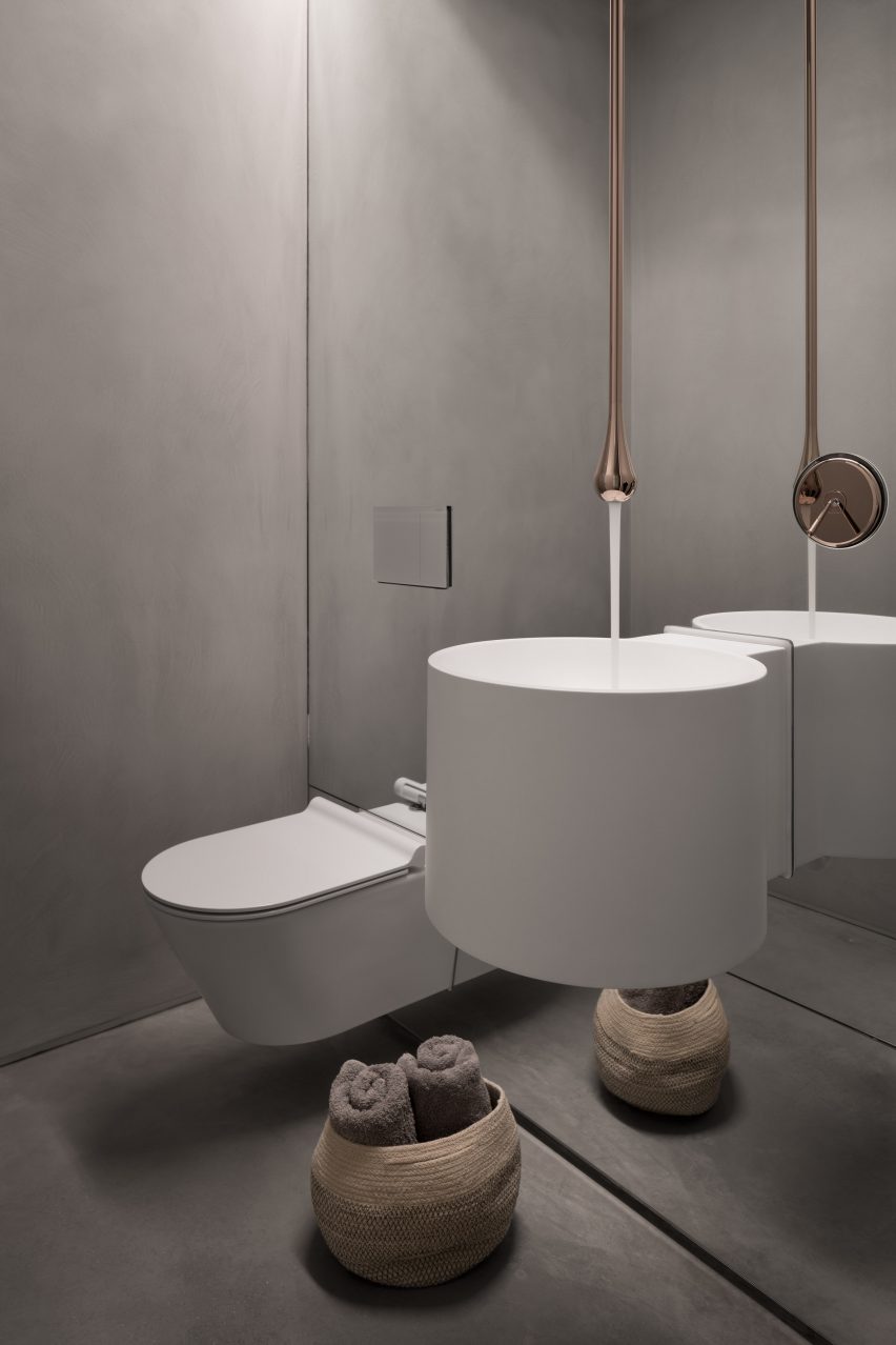 Light Falls by Flow Architecture and Maria Grazia Savito Architects
