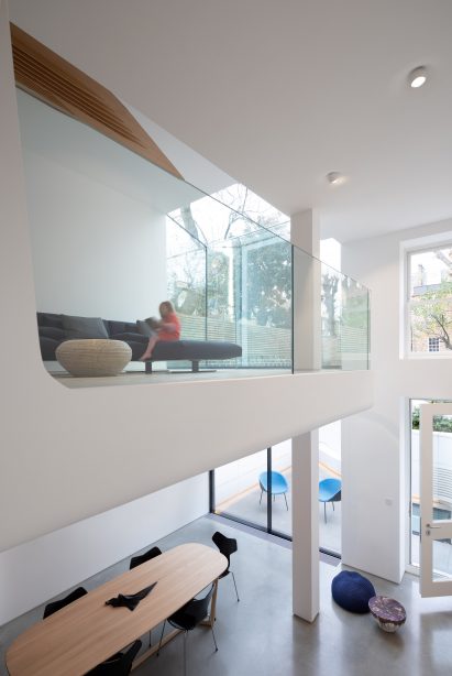 Light Falls by Flow Architecture and Maria Grazia Savito Architects