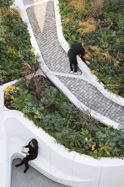 Light Falls by Flow Architecture and Maria Grazia Savito Architects