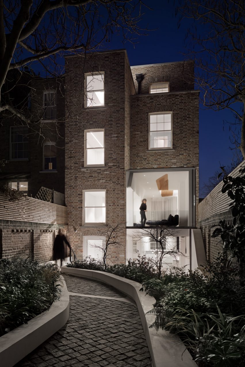 Light Falls by Flow Architecture and Maria Grazia Savito Architects