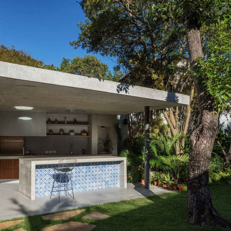 PK Residence Annex by Reinach Mendonça Architects