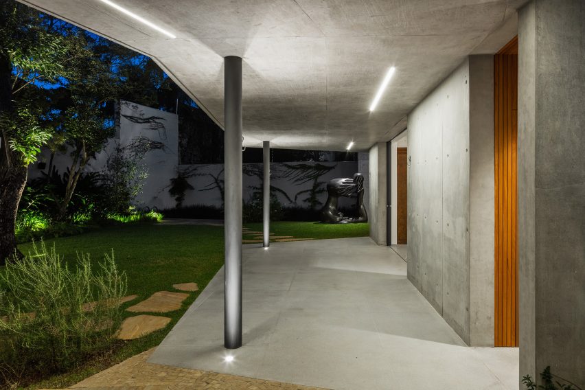 PK Residence Annex by Reinach Mendonça Architects