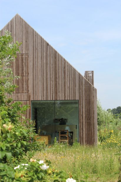 The Potato Shed by Julius Taminiau Architects