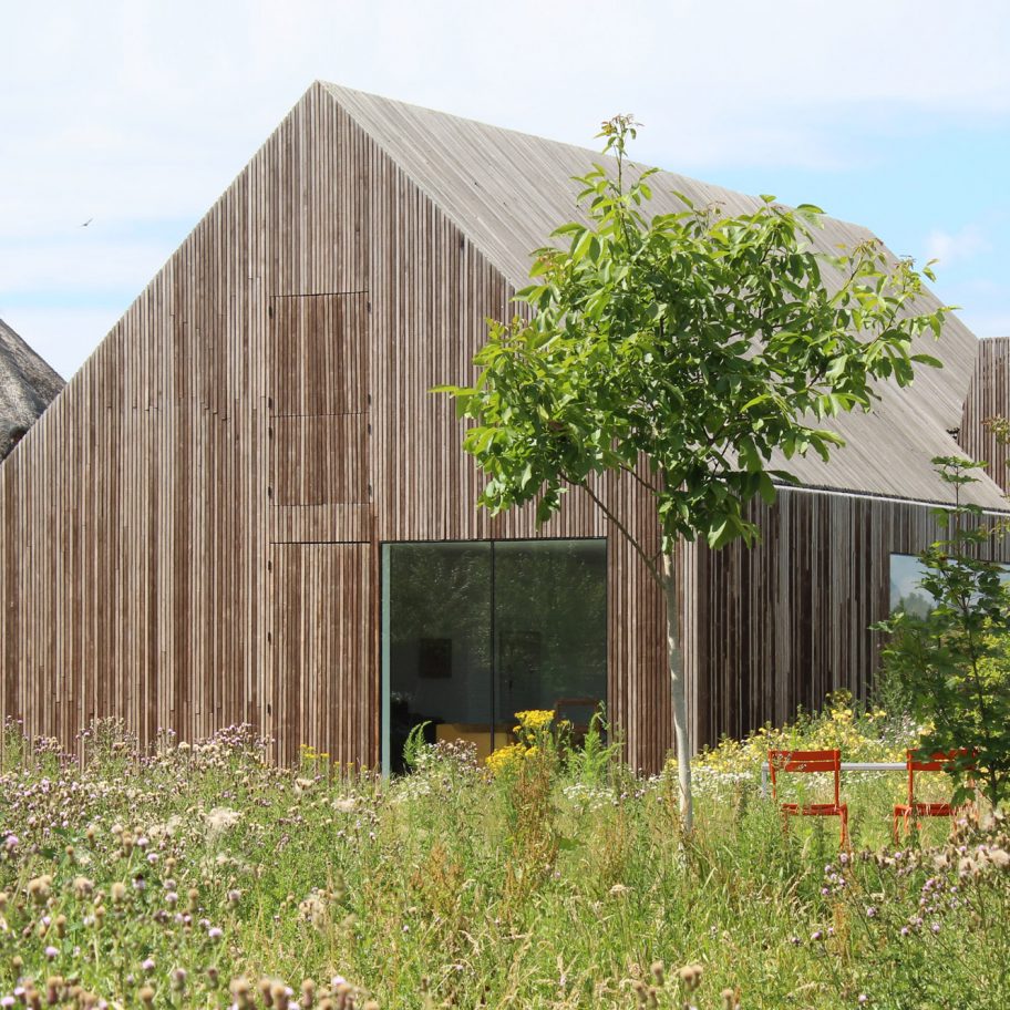 The Potato Shed by Julius Taminiau Architects