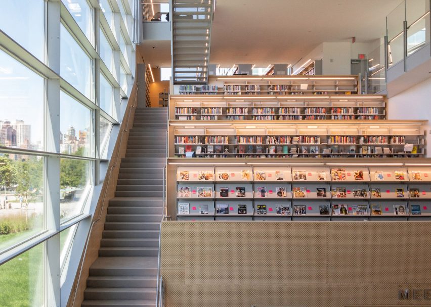 Hunters Point Library by Steven Holl Architects criticism