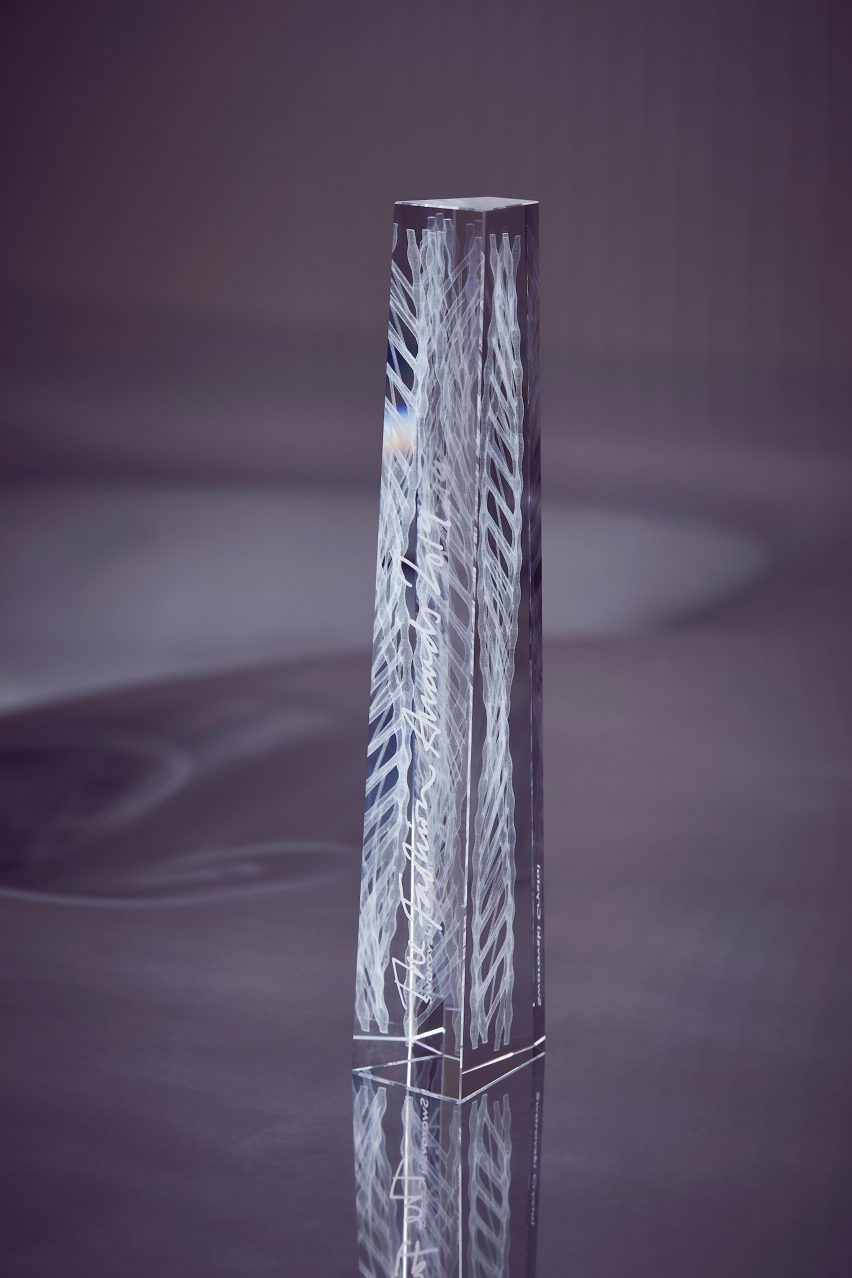 Ross Lovegrove creates crystal trophy with internal double helix for Fashion Awards 2019