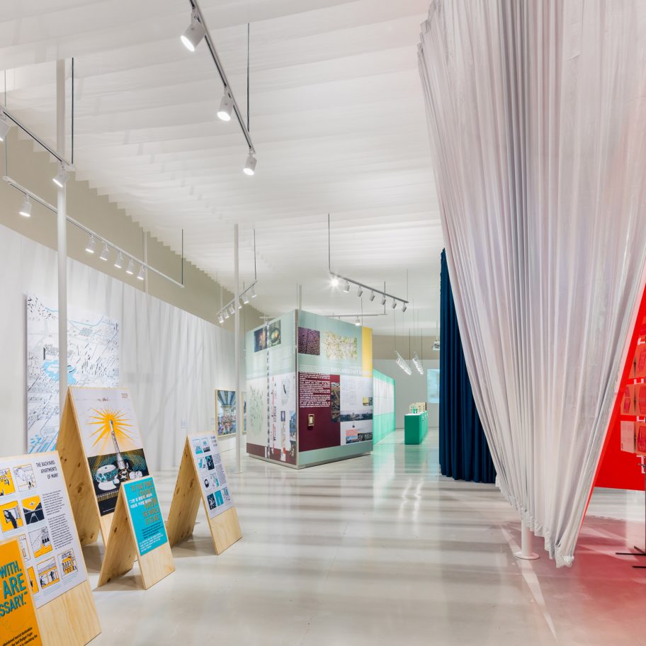 Thematic exhibition explored the "collective city" at the Seoul Biennale 2019
