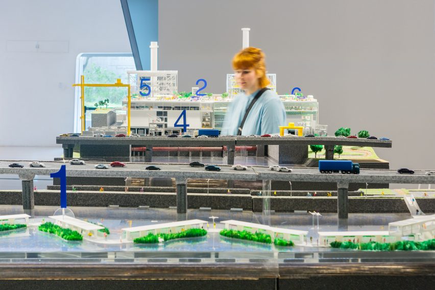 Thematic exhibition explored the "collective city" at the Seoul Biennale 2019