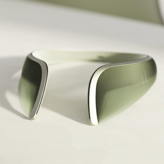 Seymourpowell's Atmosphère devices surround users in a "beauty bubble" to detoxify their surroundings
