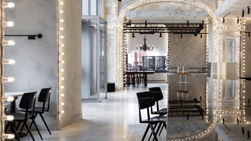 Sundukovy Sisters use reflective surfaces to illuminate Moscow bar
