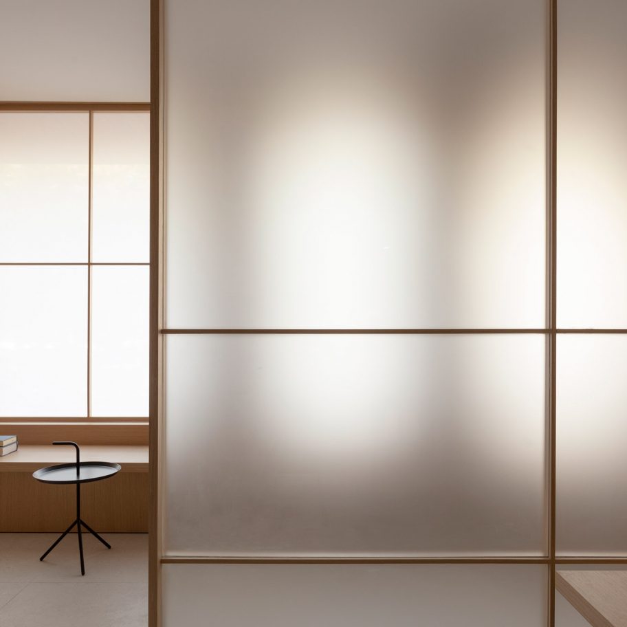 Swiss Concept Clinic by Francesc Rife Studio
