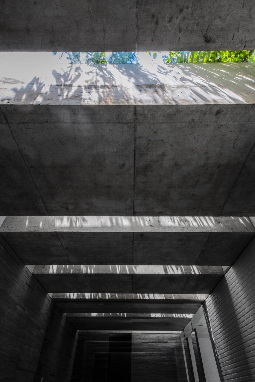 Thang House by Vo Trong Nghia Architects
