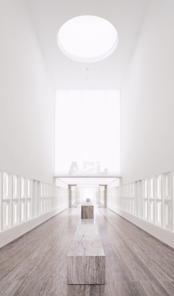 APL store LA