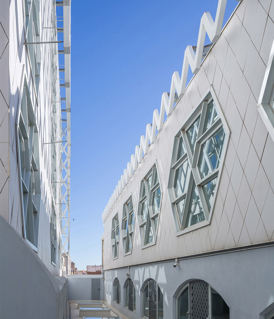 Melilla Market Reconversion by Ángel Verdasco Architects