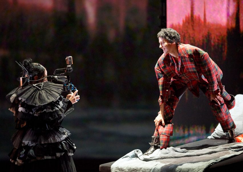 Rei Kawakubo costumes Orlando Vienna State Opera