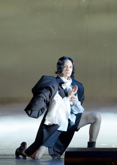 Rei Kawakubo costumes Orlando Vienna State Opera