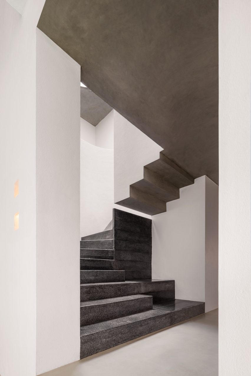 Casa A690 by Fino Lozano