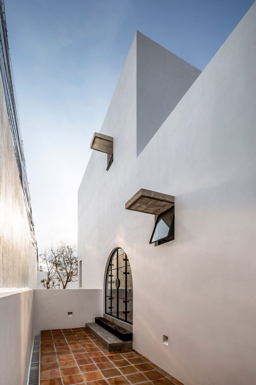 Casa A690 by Fino Lozano