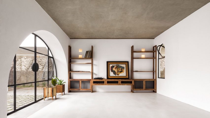 Casa A690 by Fino Lozano