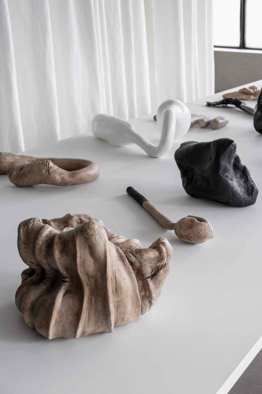 Alien Autopsy ceramics by Åsa Stenerhag