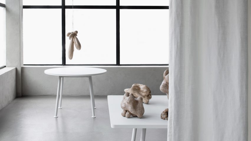 Alien Autopsy ceramics by Åsa Stenerhag