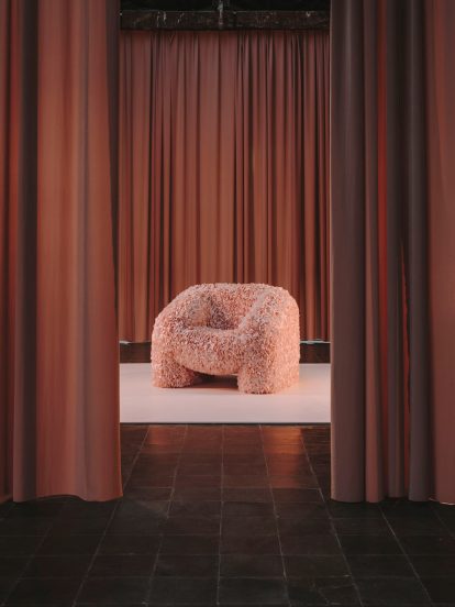 Andrés Reisinger turns Insta-famous CGI render into real chair