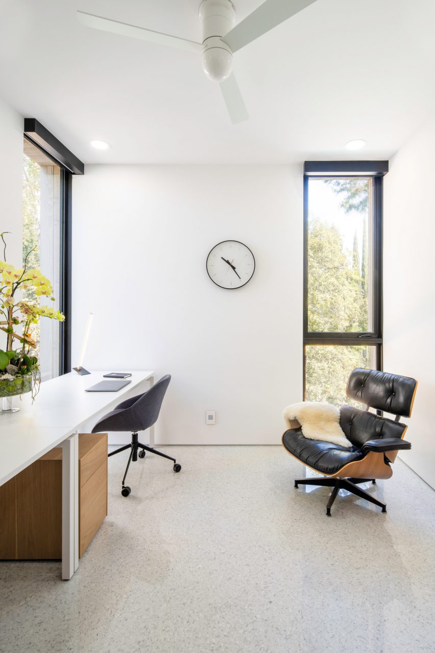 Bridge House by Dan Brunn Architecture