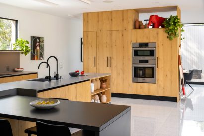 Bridge House by Dan Brunn Architecture