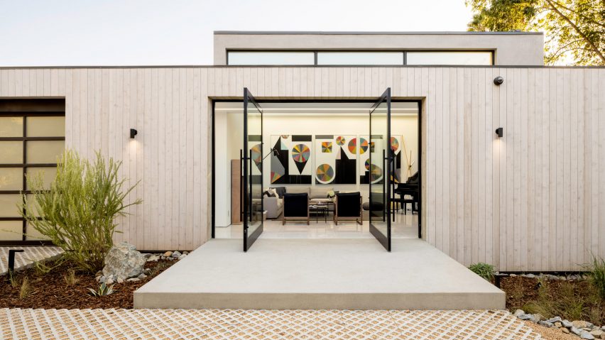 Bridge House by Dan Brunn Architecture