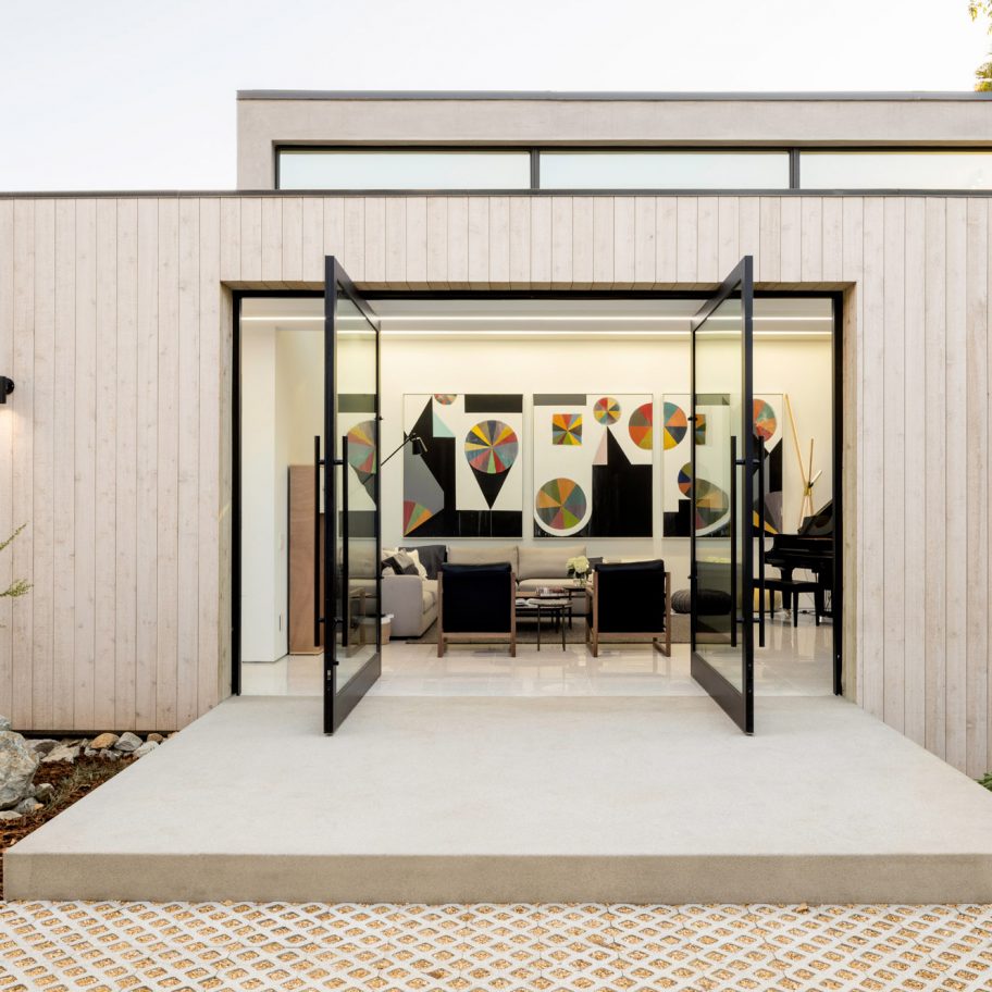 Bridge House by Dan Brunn Architecture