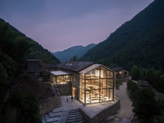 Capsule Hotel by Atelier Tao+C