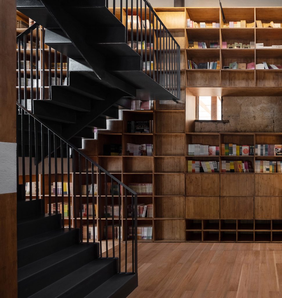 Capsule Hotel by Atelier Tao+C