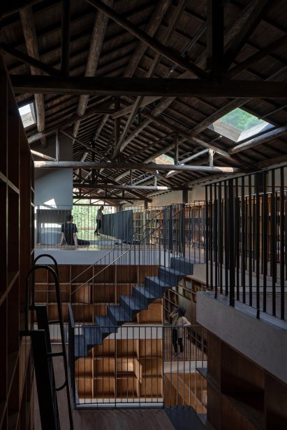 Capsule Hotel by Atelier Tao+C