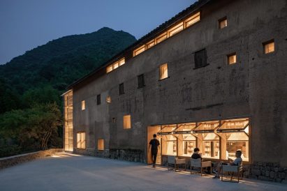 Capsule Hotel by Atelier Tao+C