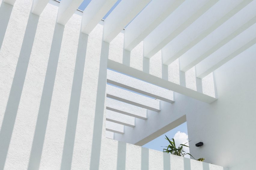 Casa Ombra by Cadaval and Sola Morales