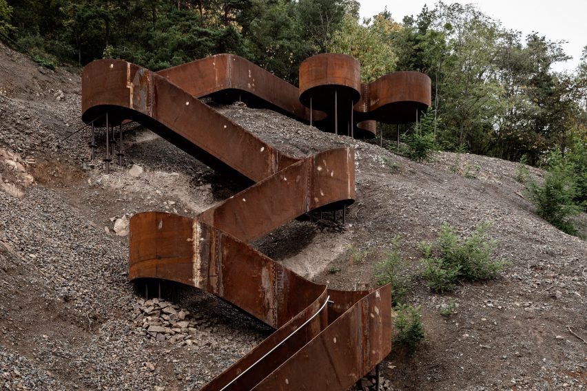 Chemin des Carrières by Reiulf Ramstad Arkitekter